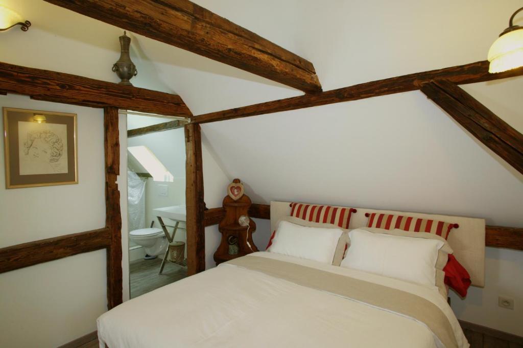 Chambres D'Hotes La Stoob Strasbourg Sud Illkirch-Graffenstaden Rom bilde